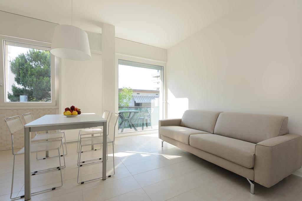 Venus Appartement Lignano Sabbiadoro Buitenkant foto